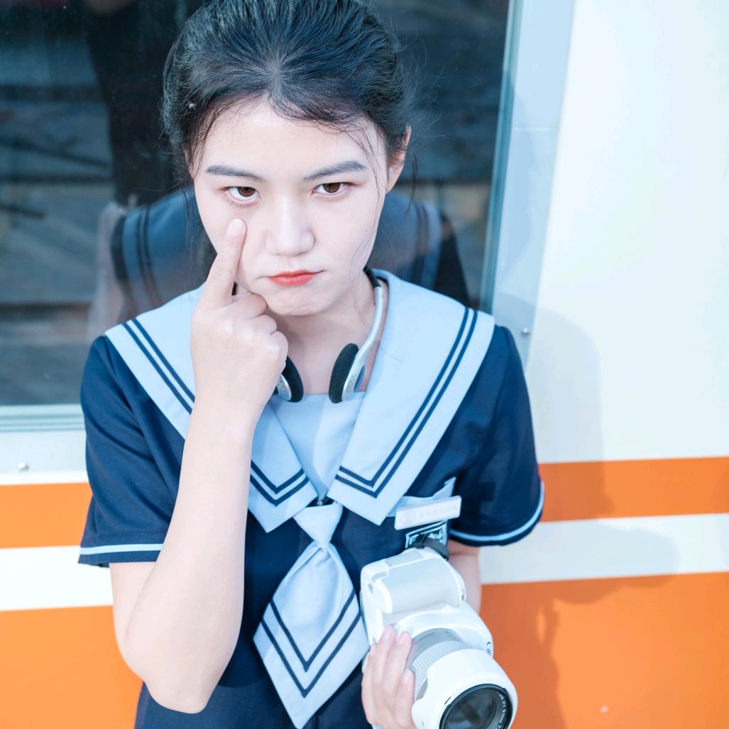 旖旎一样的女子