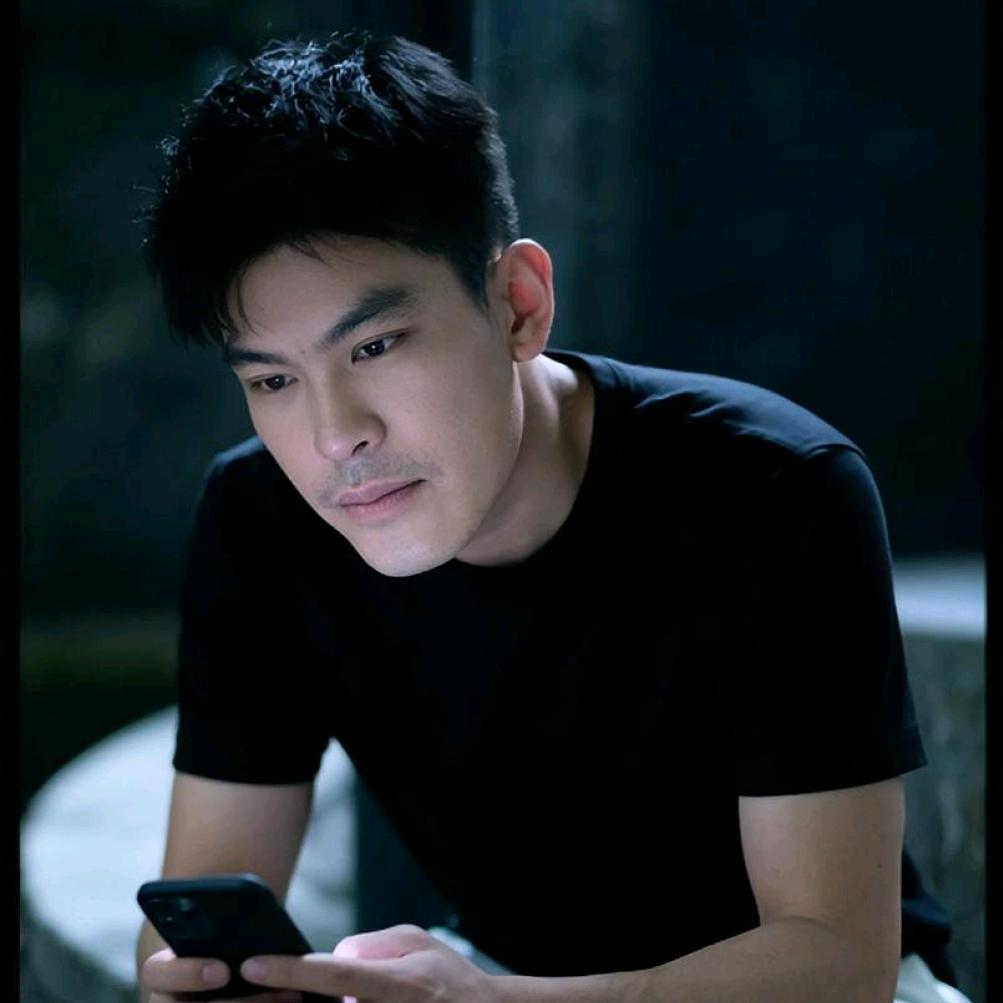 〖   深夜的烟   〗