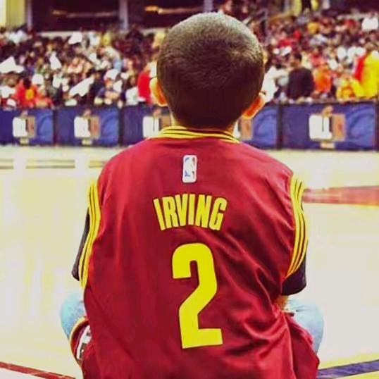 爱吃爆米花的小学生