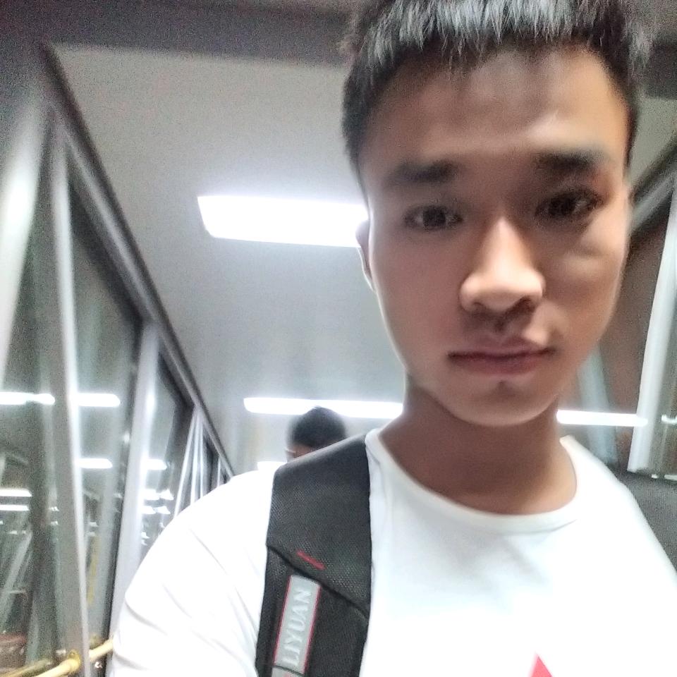 AA 胡渣大叔