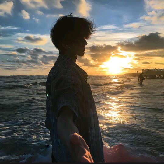 小小怪下士.