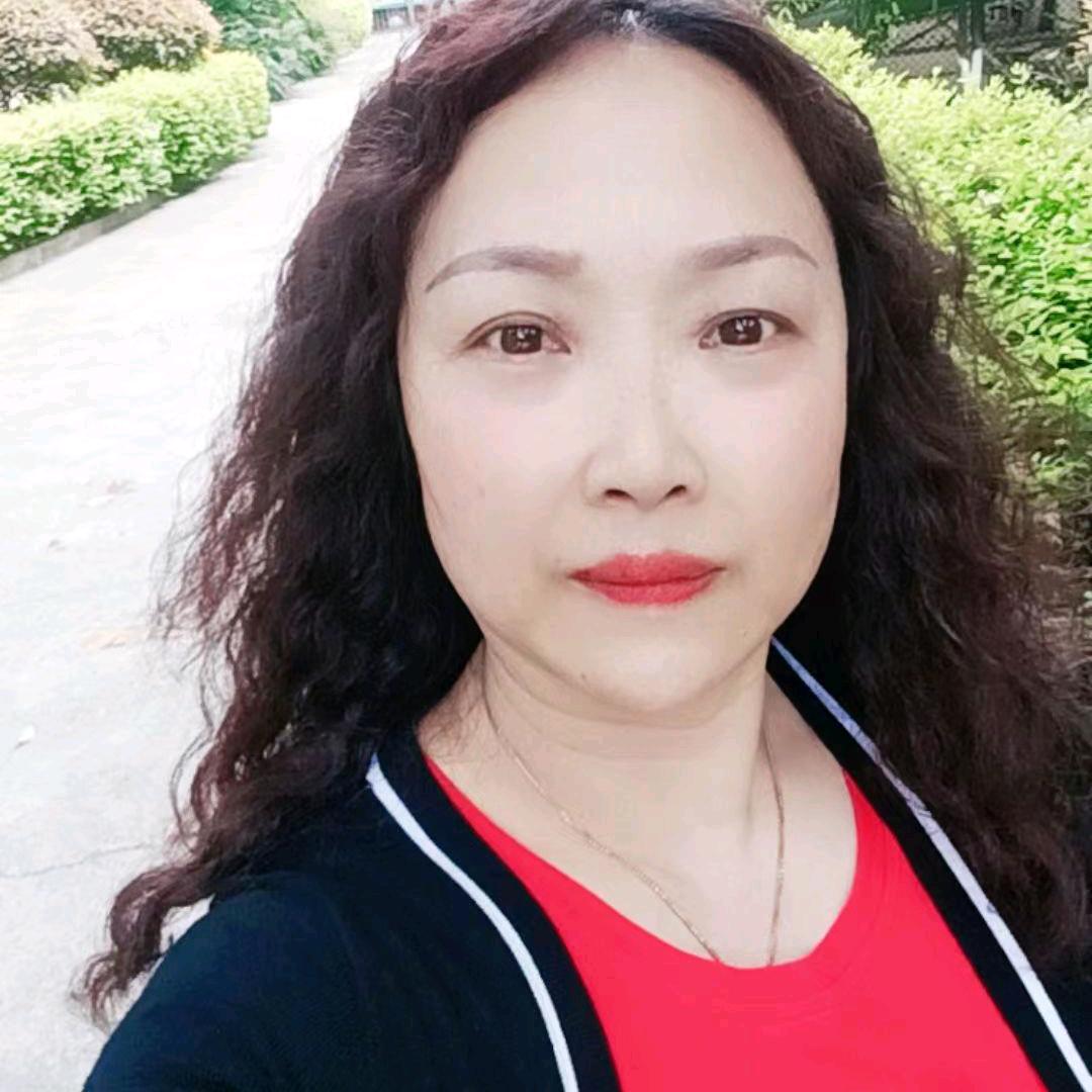 金蝴蝶     每天下午5：40