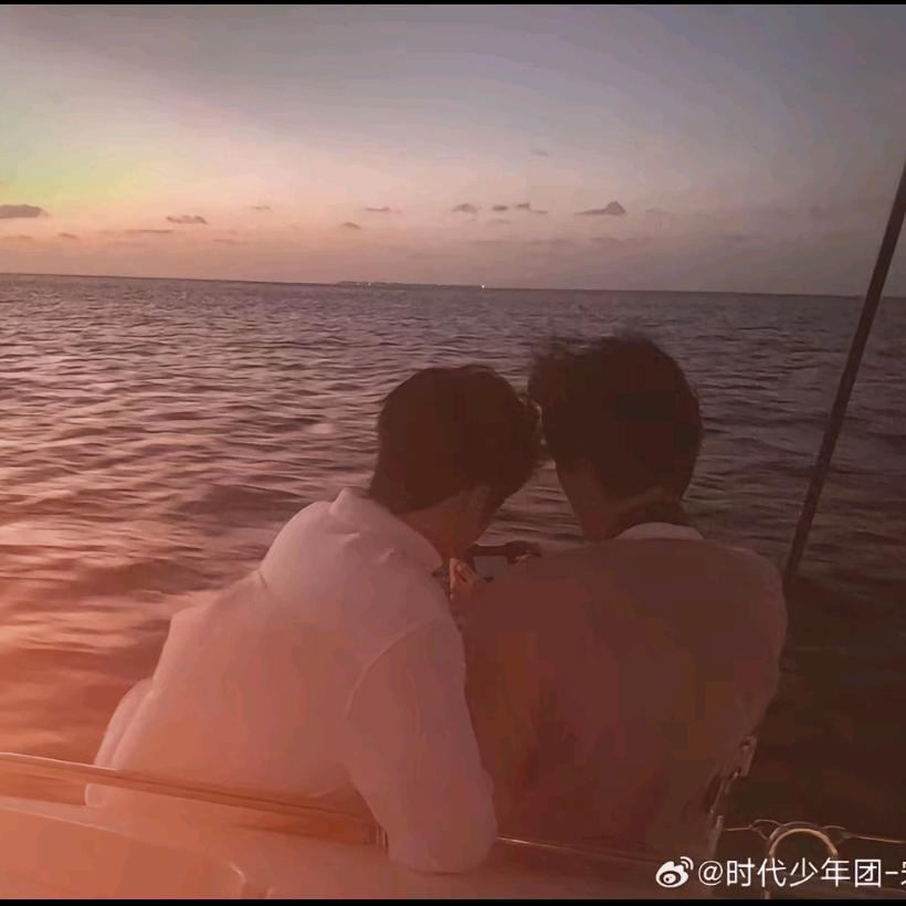 粥粥鱼🍁🍁🍂🍂