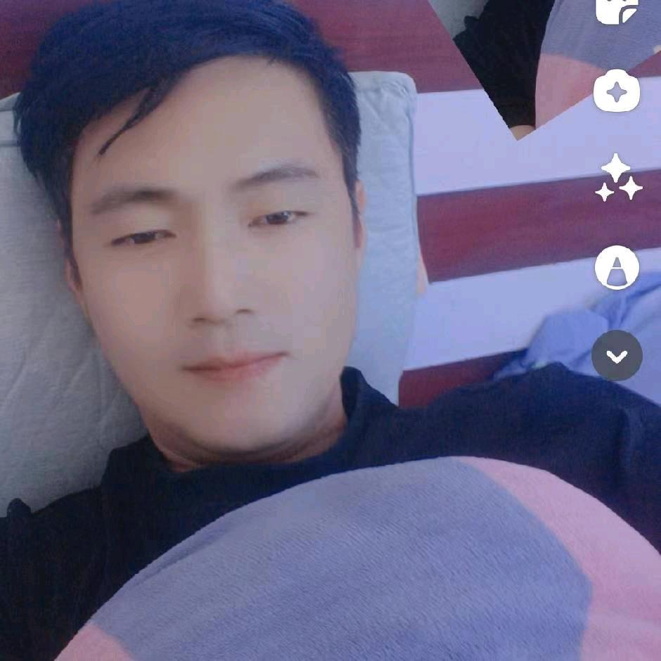 猛踹瘸子那条好腿😂😂😂