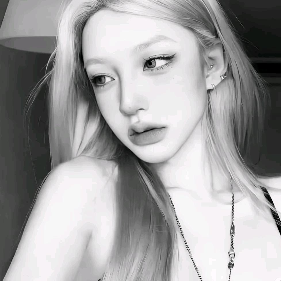 Neon   House营销扎珍