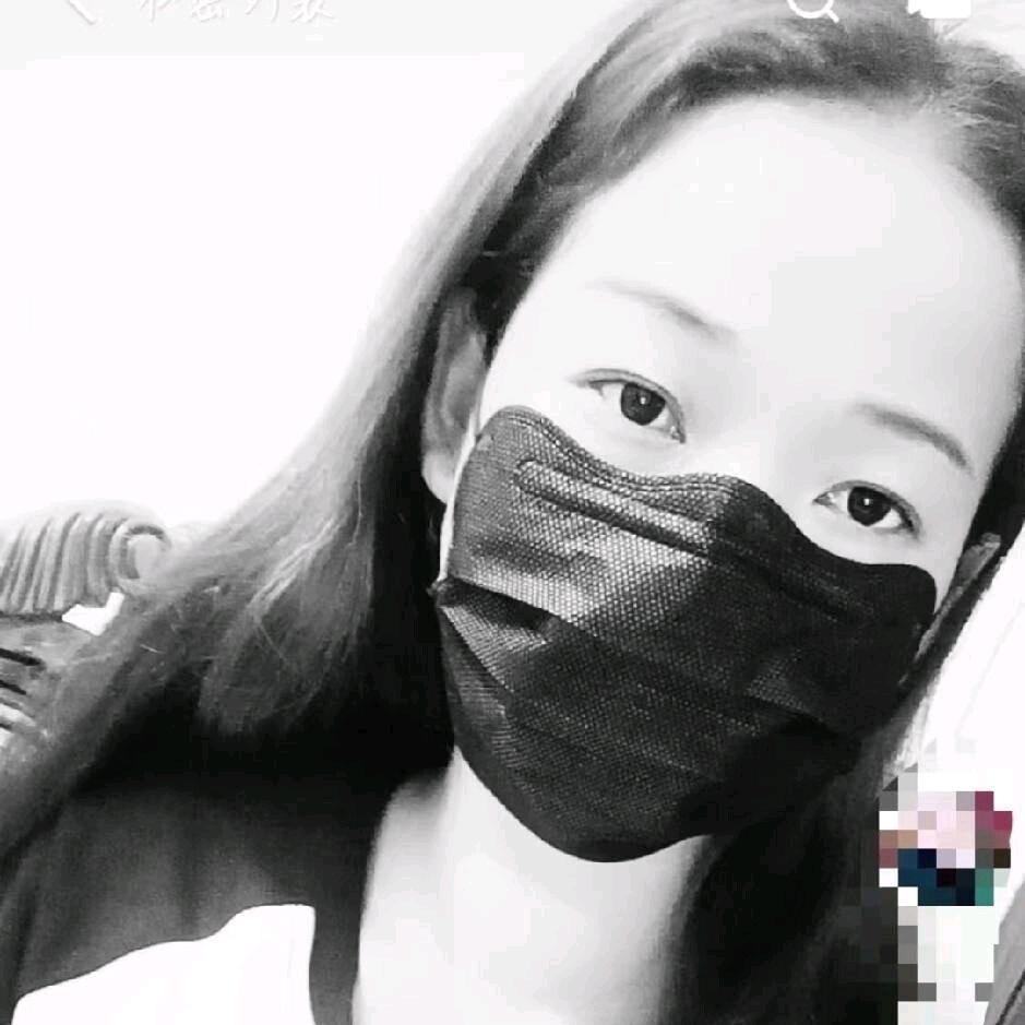 ღ᭄小眼睛᭄