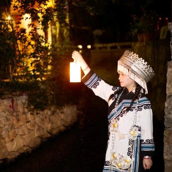 (･ิϖ･ิ)っ赵菇娘※