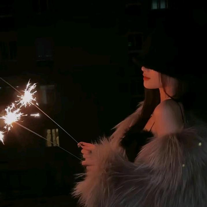 ℳ̶̶̶̶iZᰔᩚhenᥫᦱ 🌸的米米