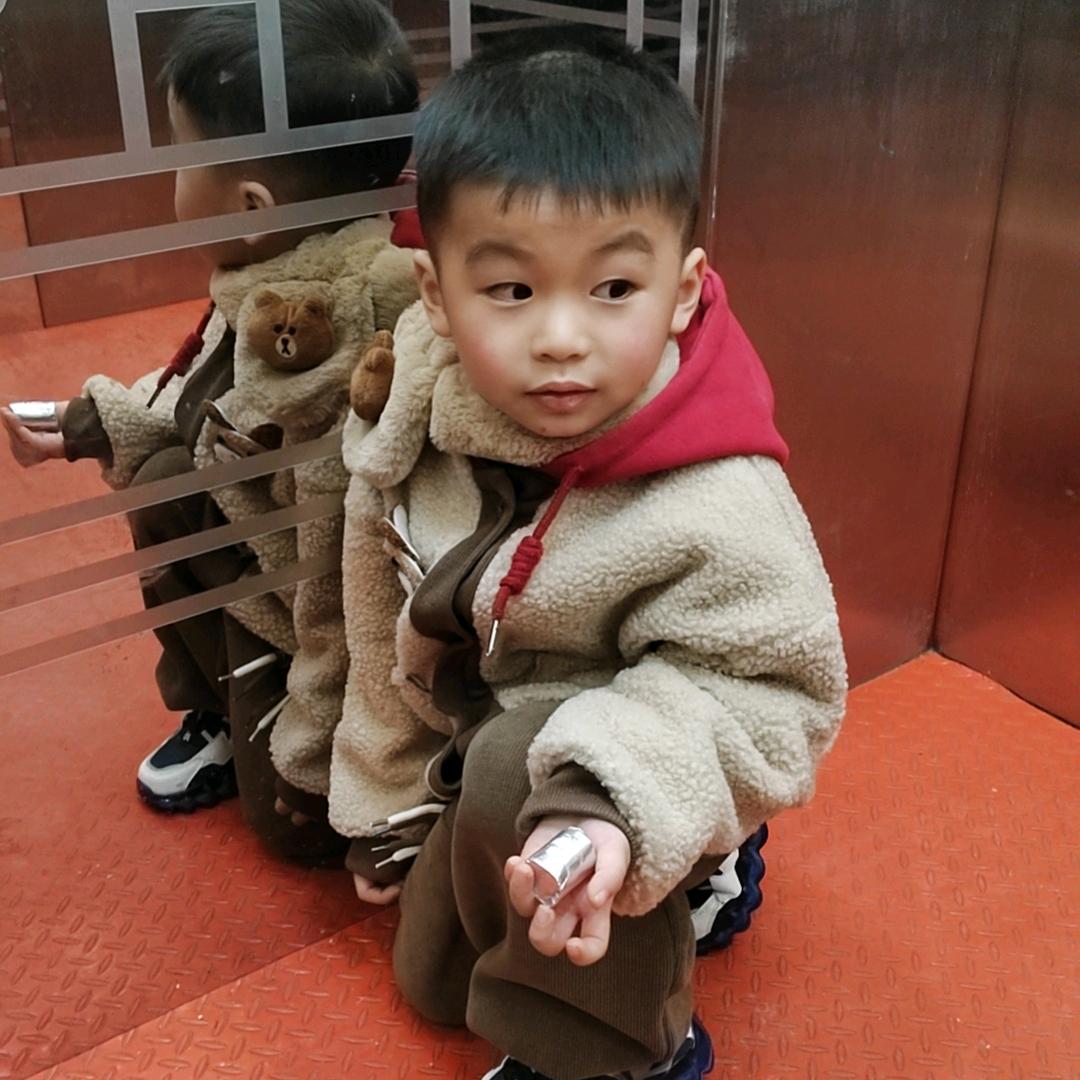 吴川C罗