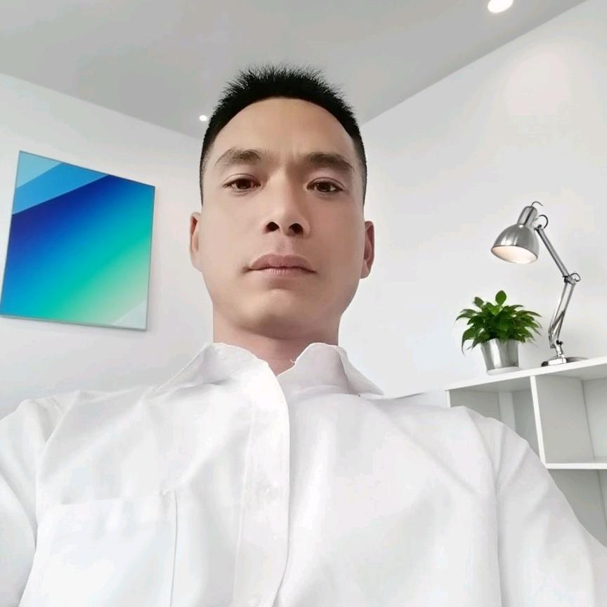 玉山电信小哥