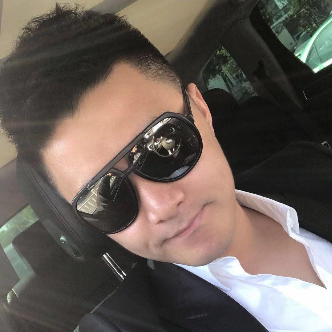 C&A橙爱策划龙哥