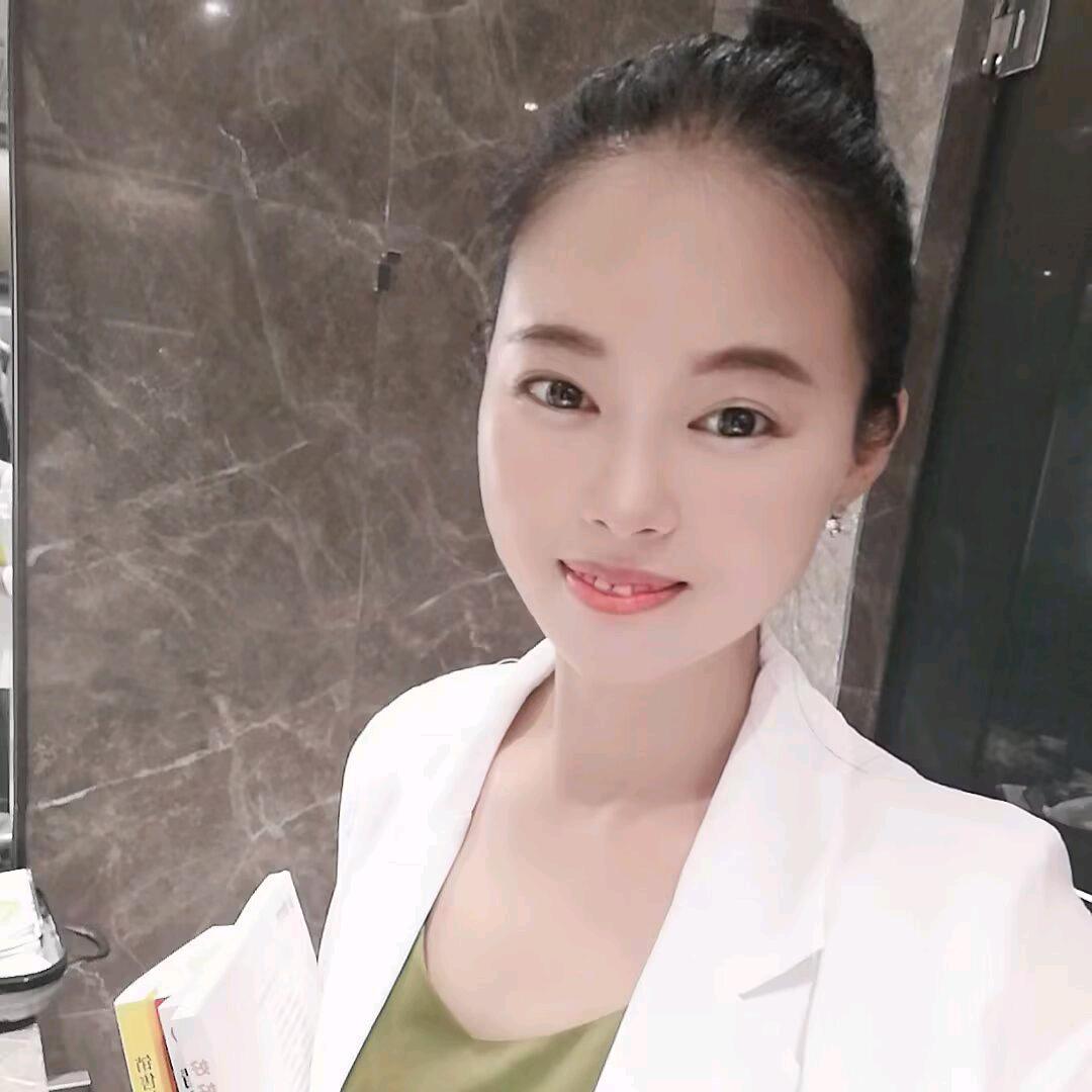 90后💗月嫂育婴师~洋洋