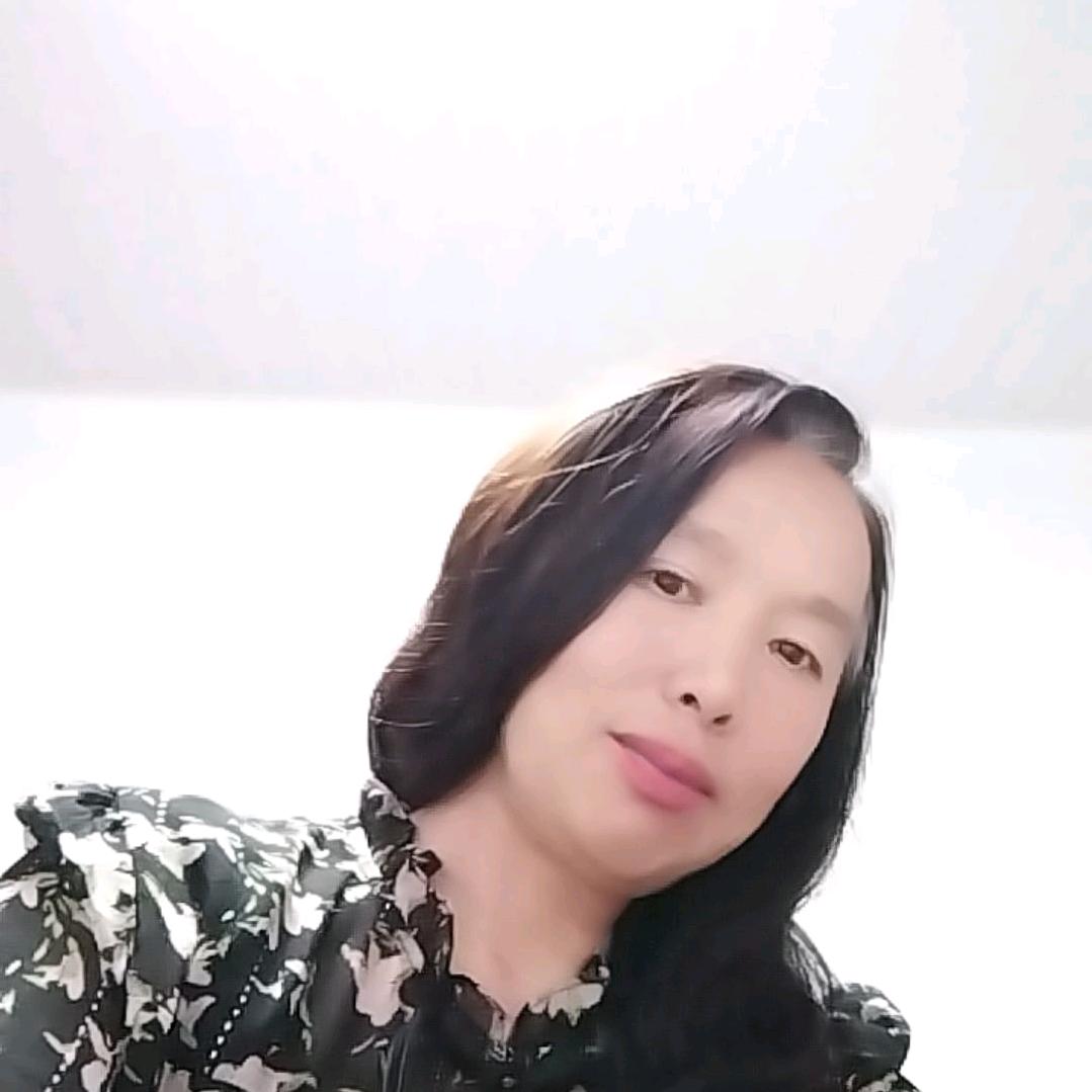 彩英