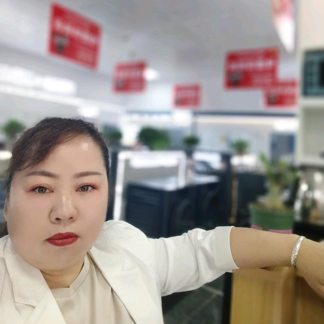弥勒卖电器的陈姐姐