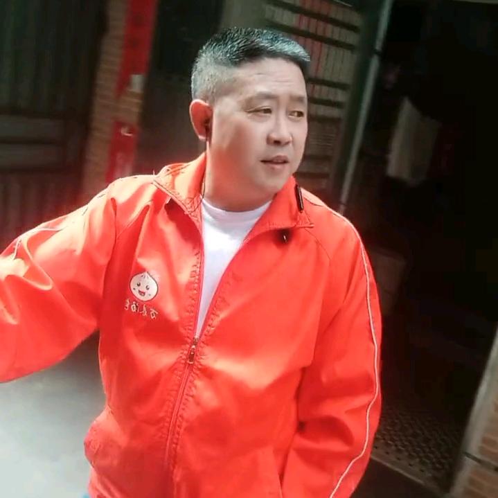 孤单背影