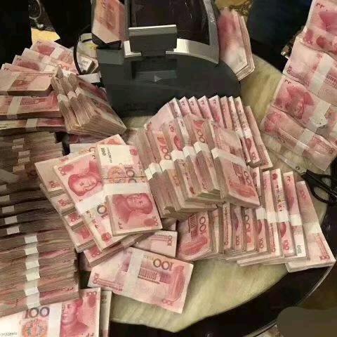 快乐小金鱼