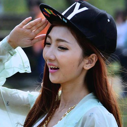 芳儿橱窗