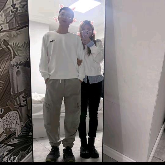 卖材料的七哥哥