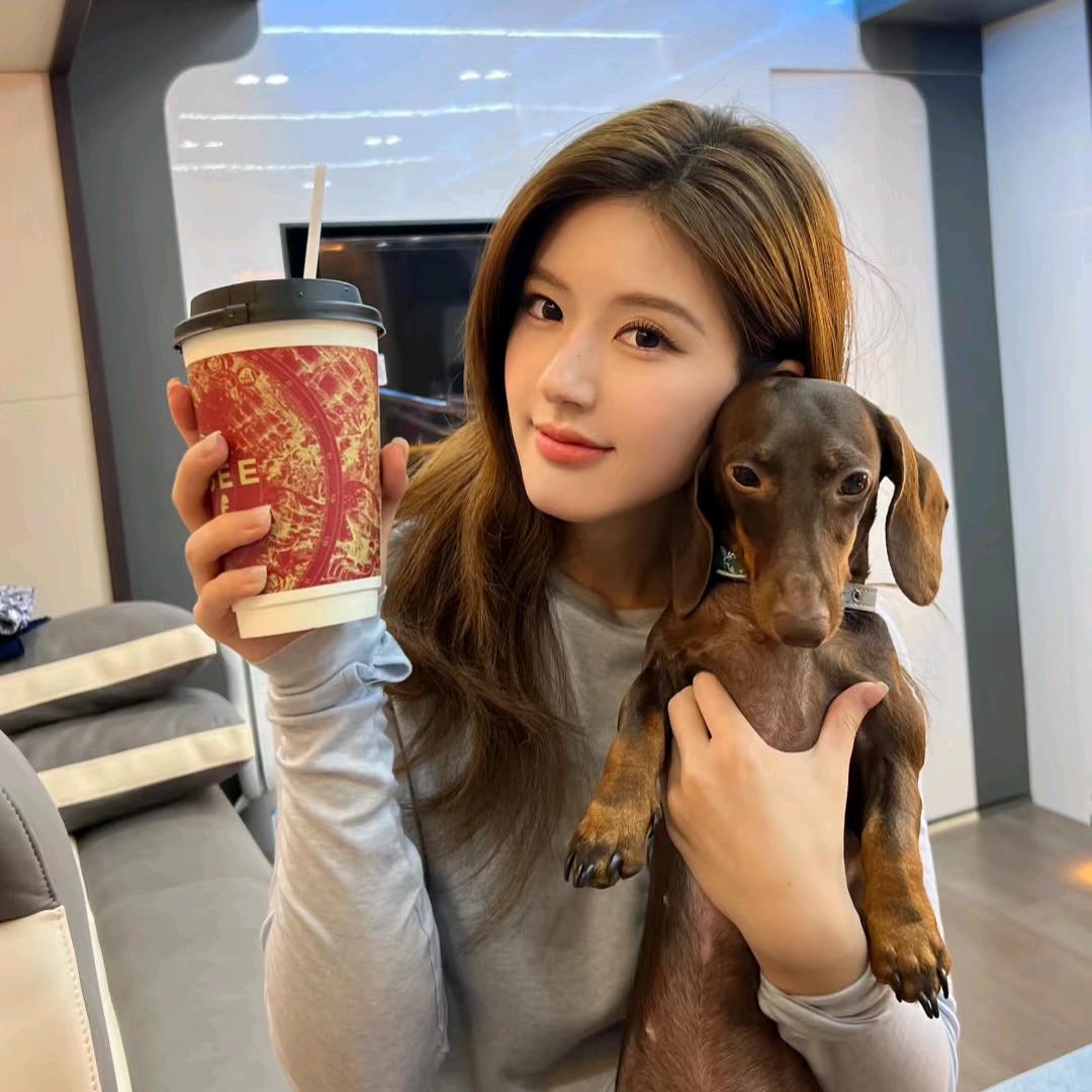 在腥腥子面前国家都往边靠