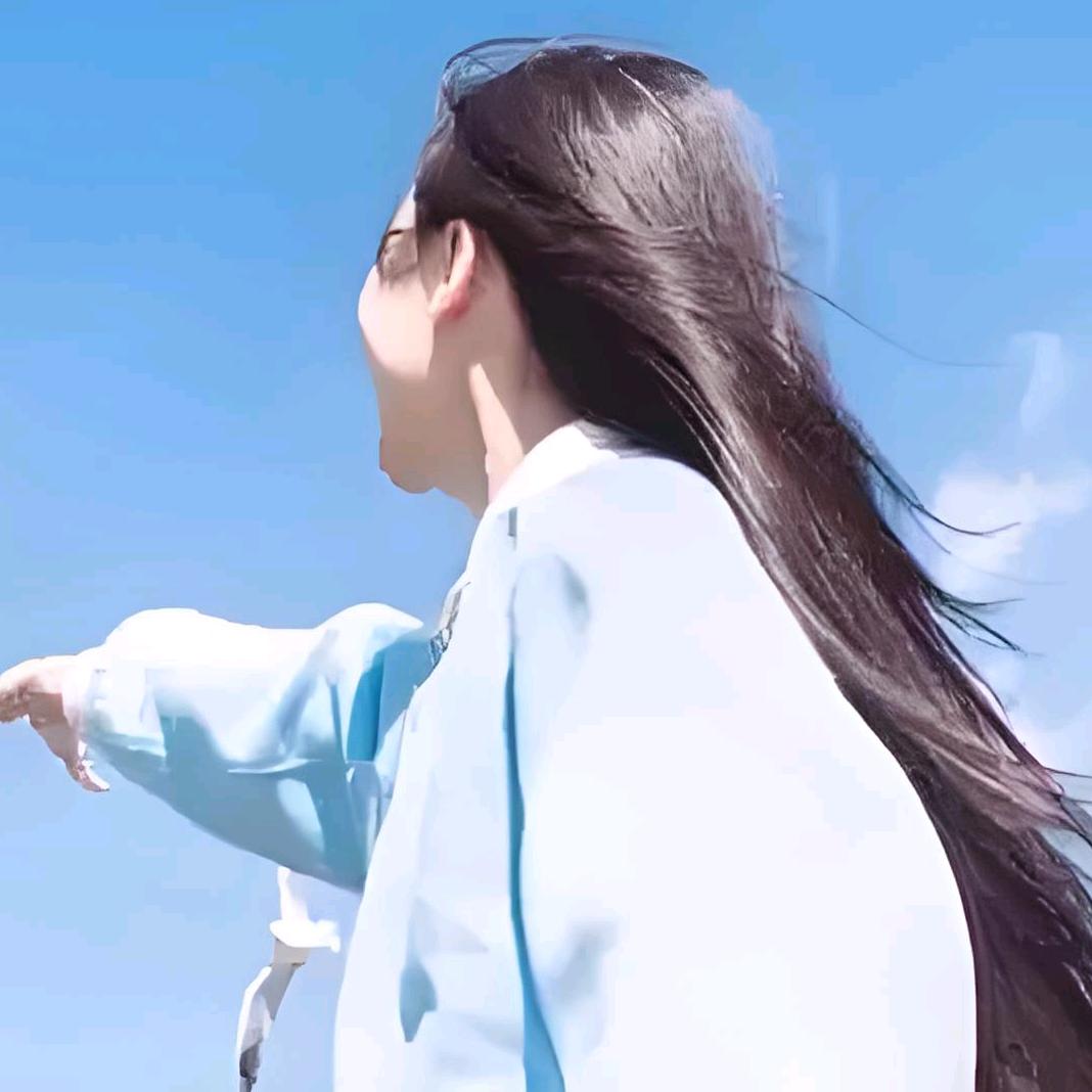 向阳而生🕊