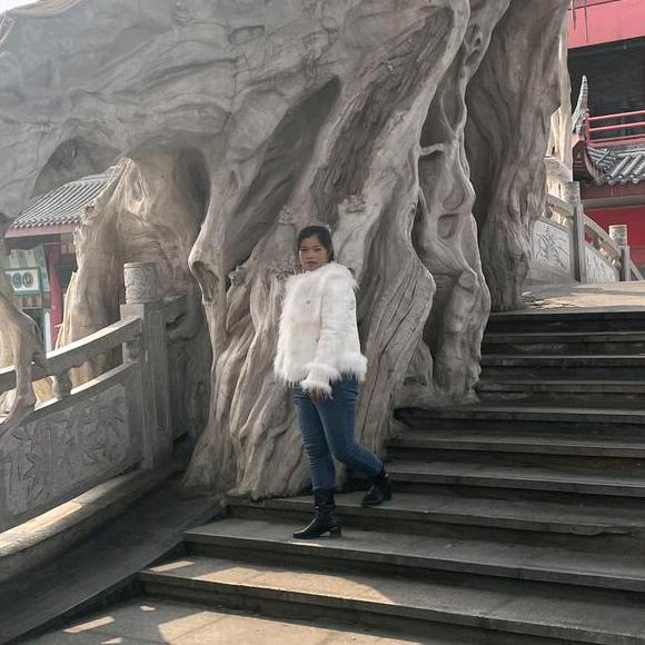 潘潘