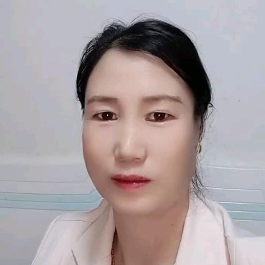 开心的女人