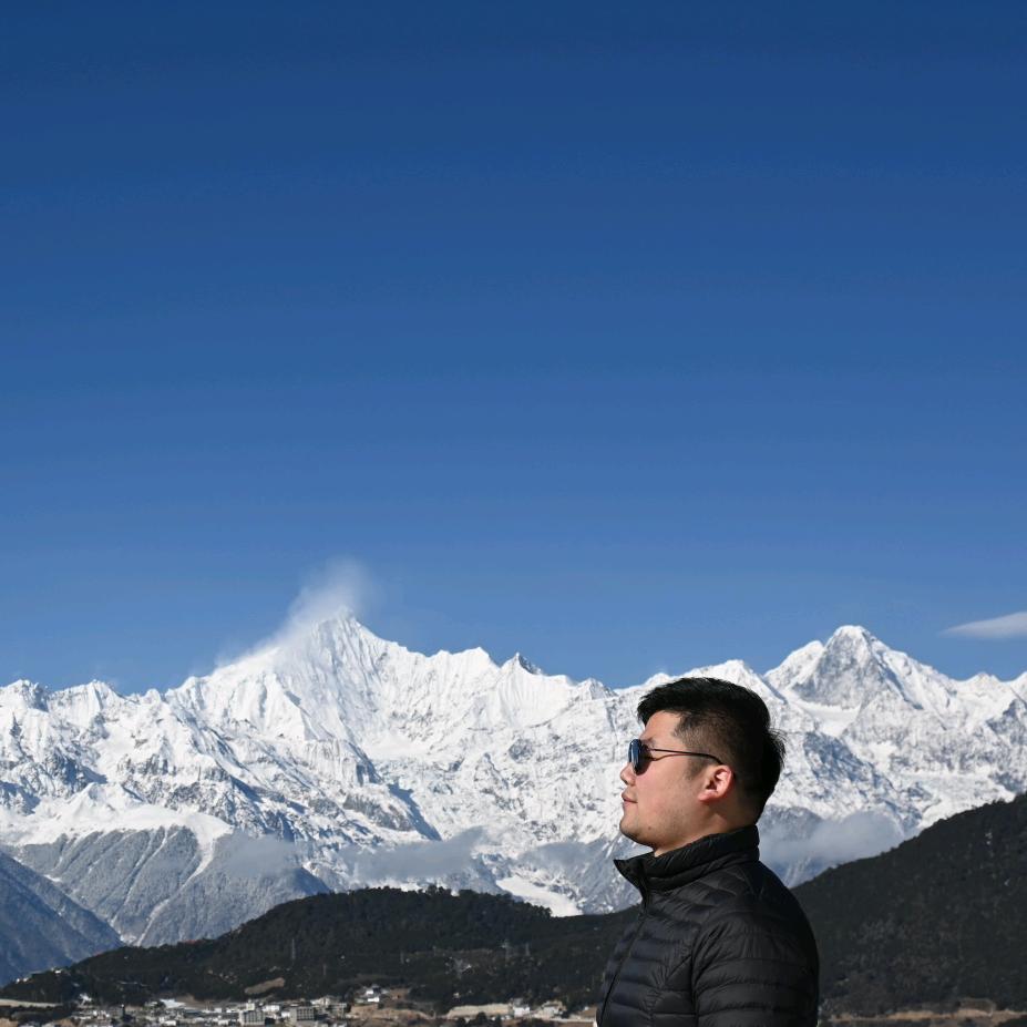 设计师李凡钦