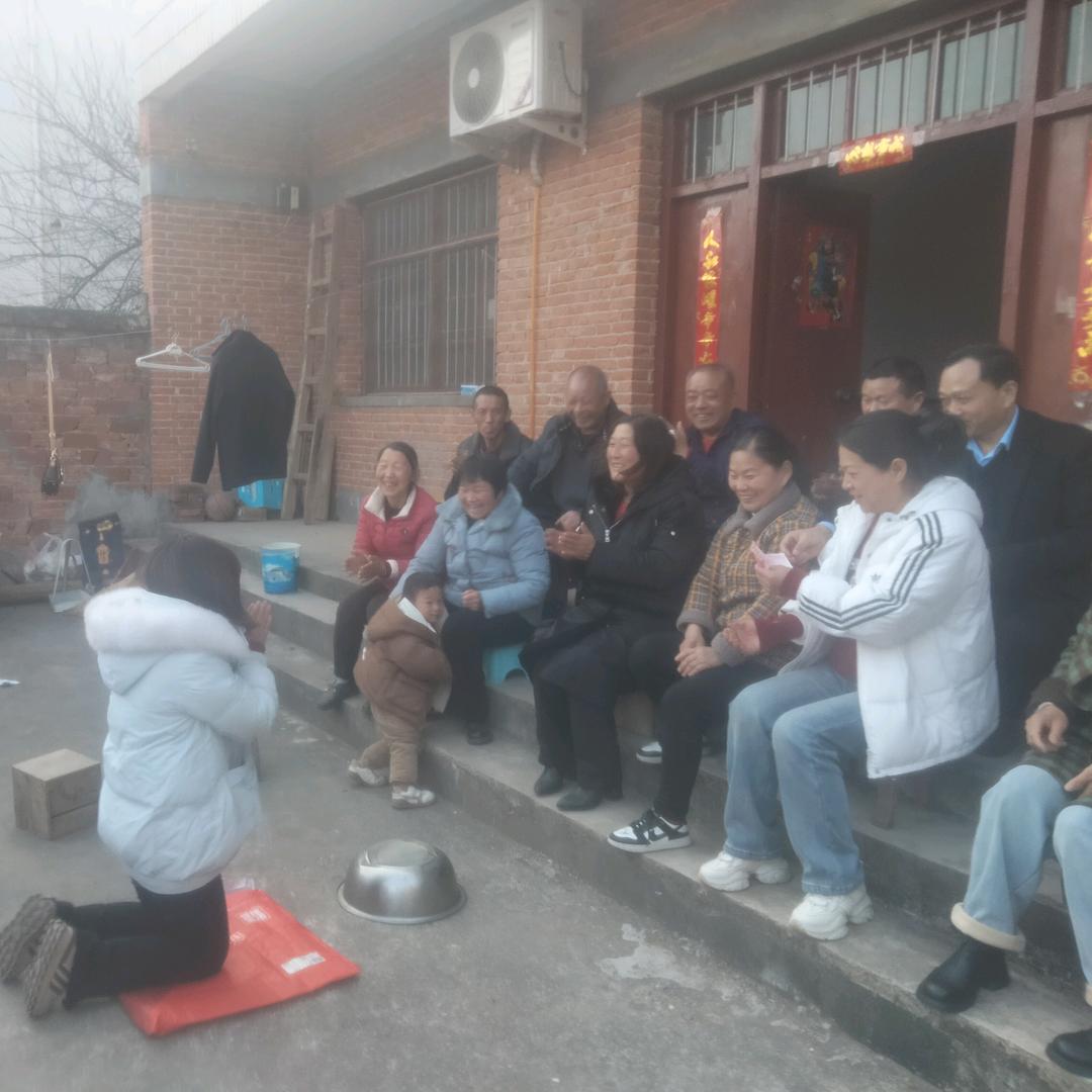 罗振宇河南省南阳市淅川县金河镇东升村下构