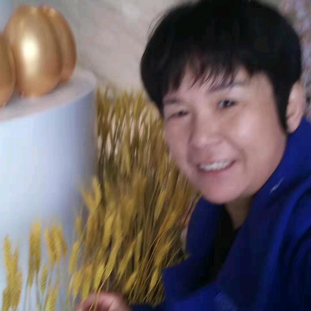 秀兰