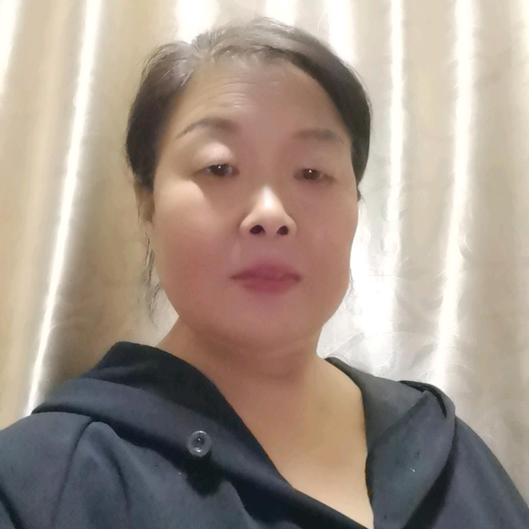 王哈儿重庆人。