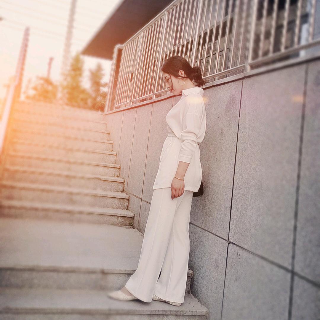拓石镇《恋妆美业》