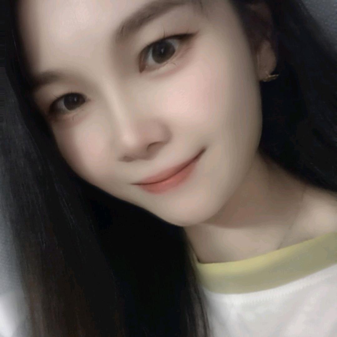 我还^O^安好《拒绝私聊拒绝连赞》