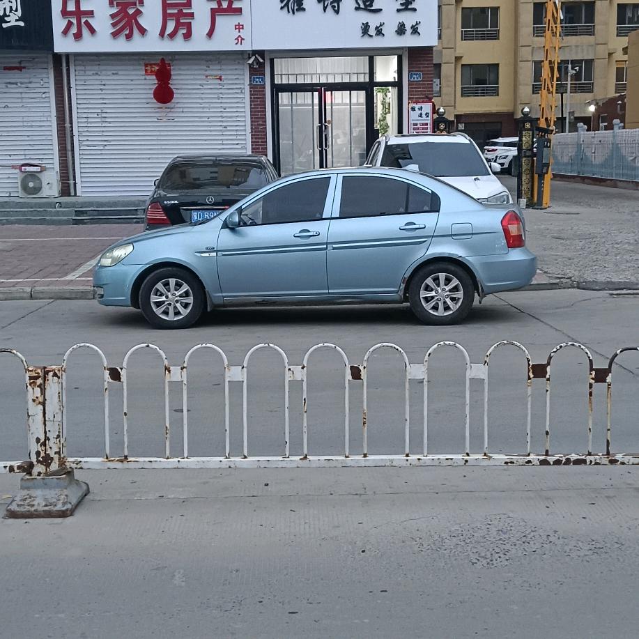 🚒🚗