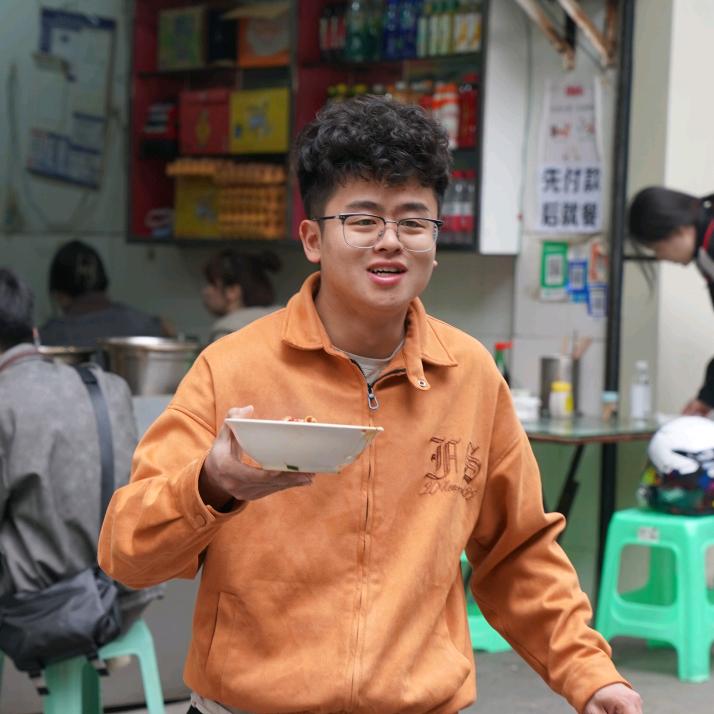 商丘三有家俱工厂小铭说家具