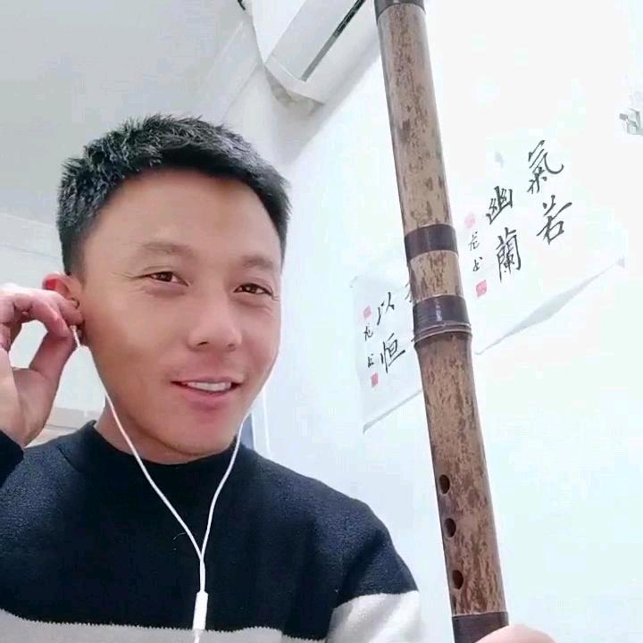 诗龙崔（吹）箫