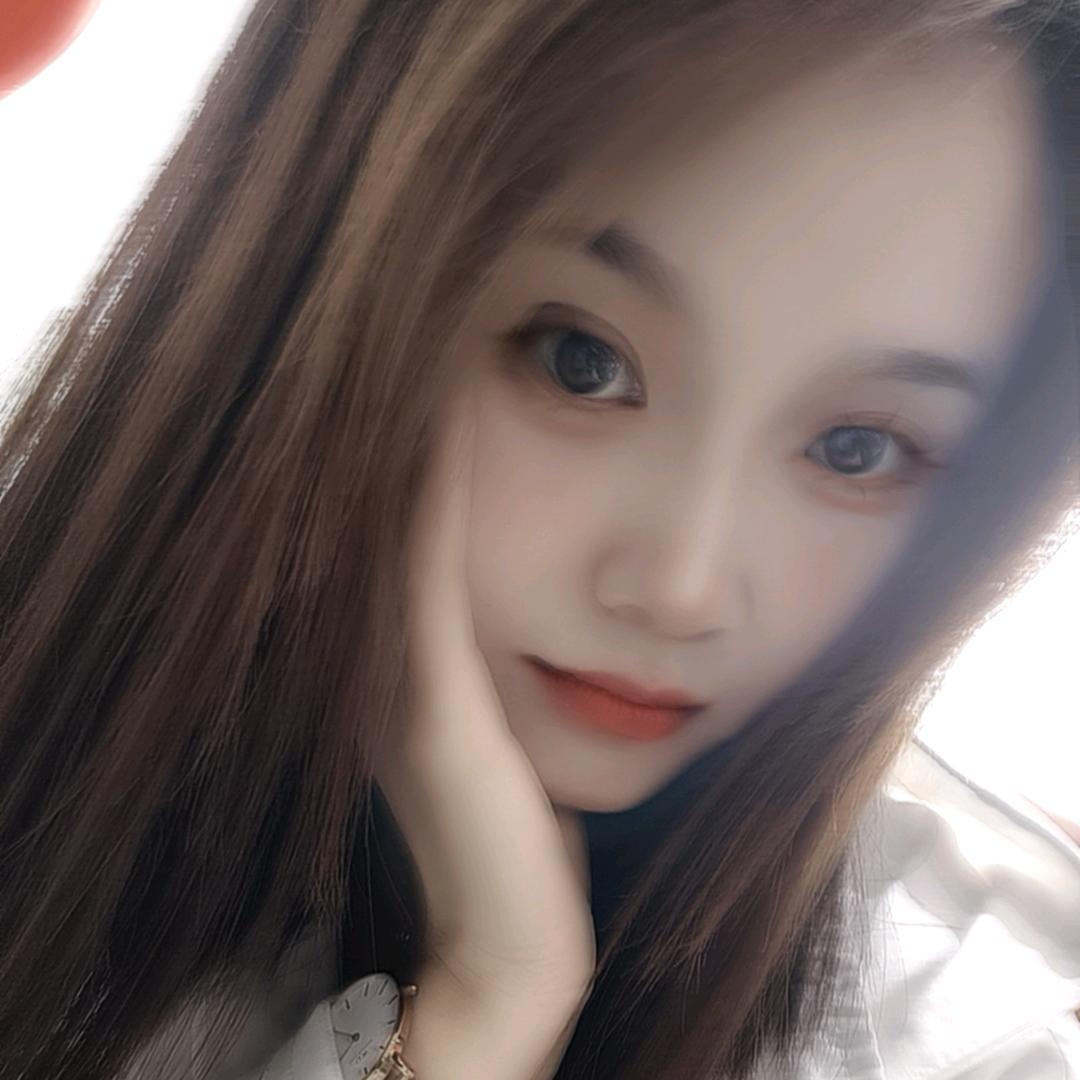 三 月