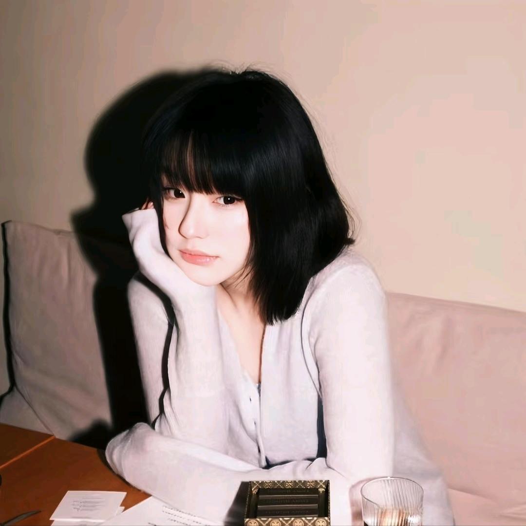 Your charming perfum