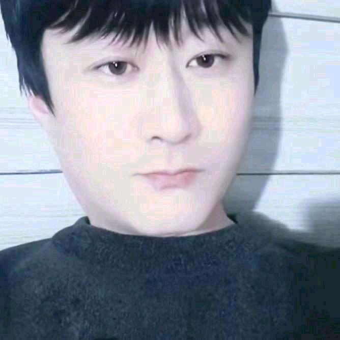 LlU…刘璞玉浑金