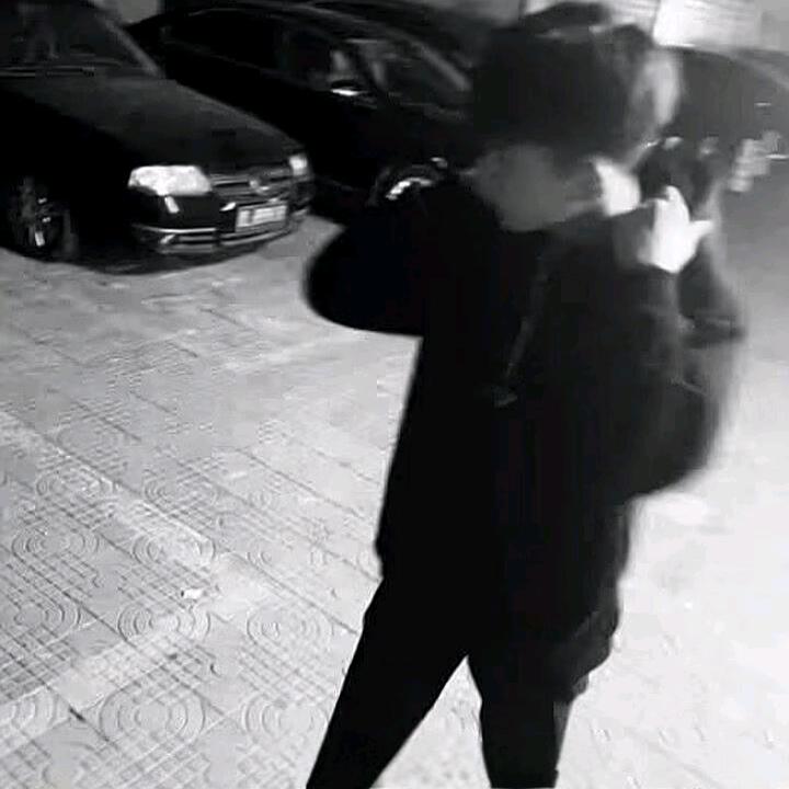 把钱给女生花爱情就来了