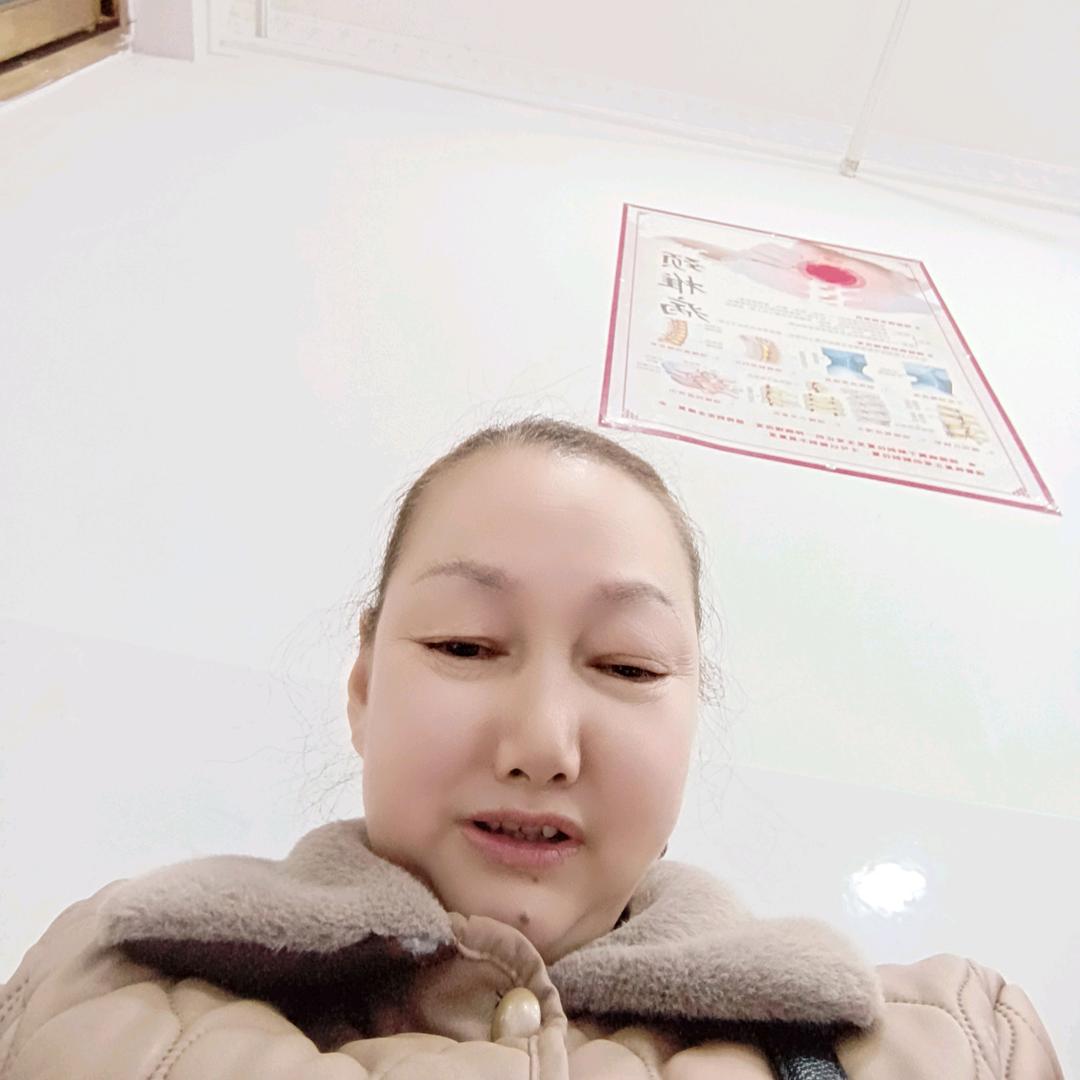 侯姐（2:10开播）