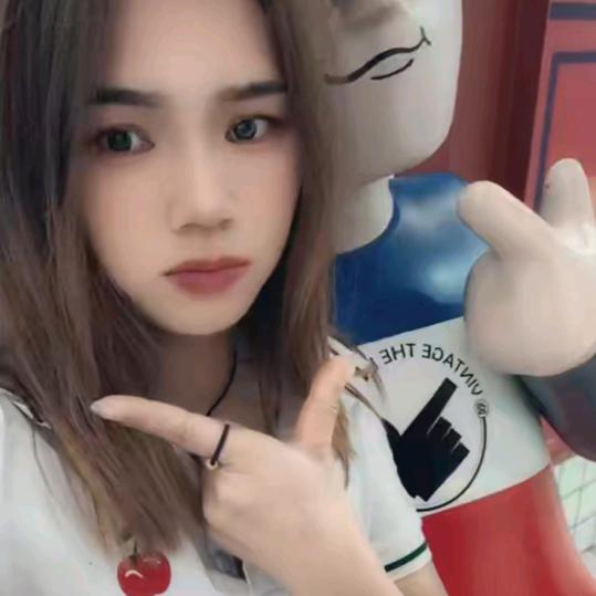 做自己的太阳，无需借别人的光