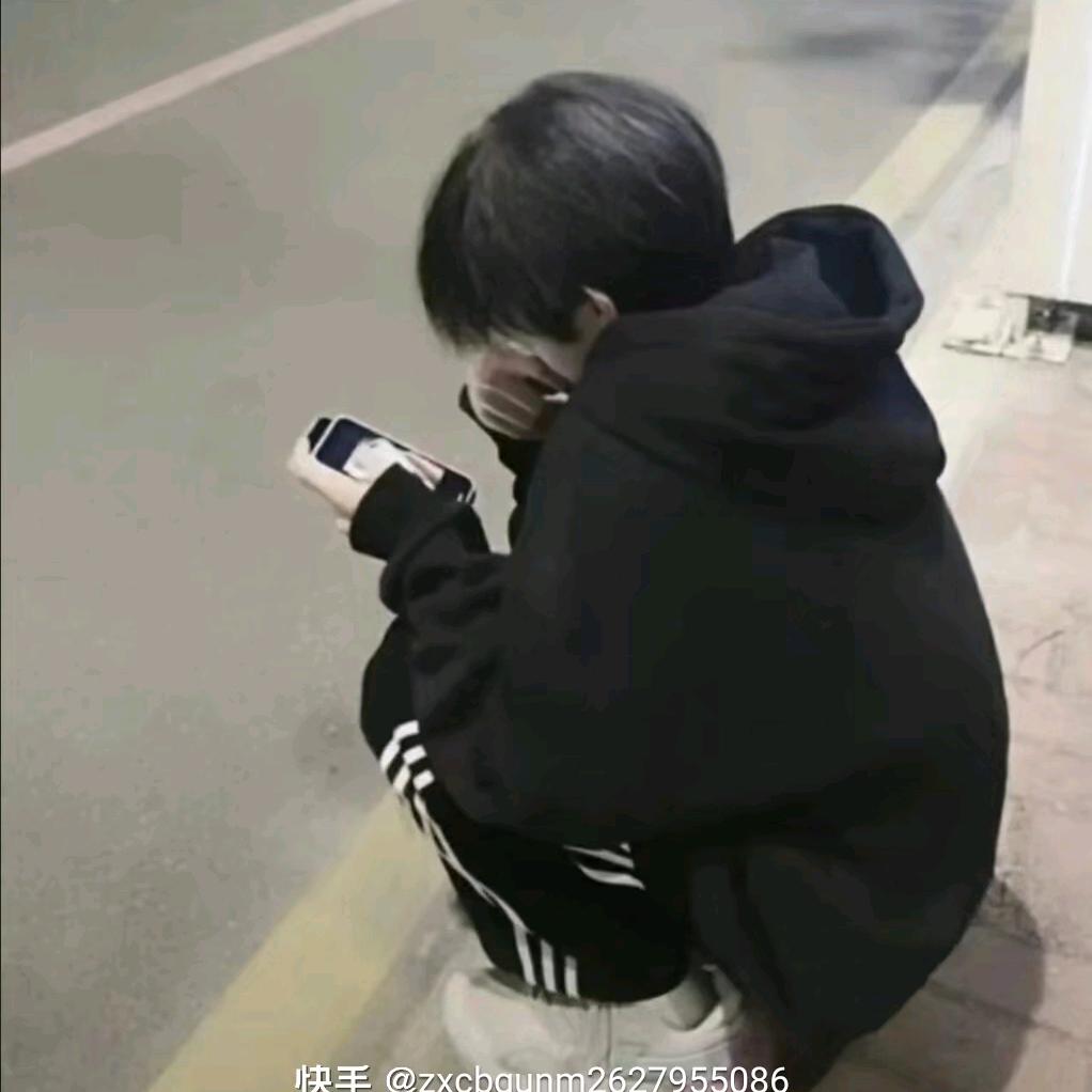 冰  岛^🕷️