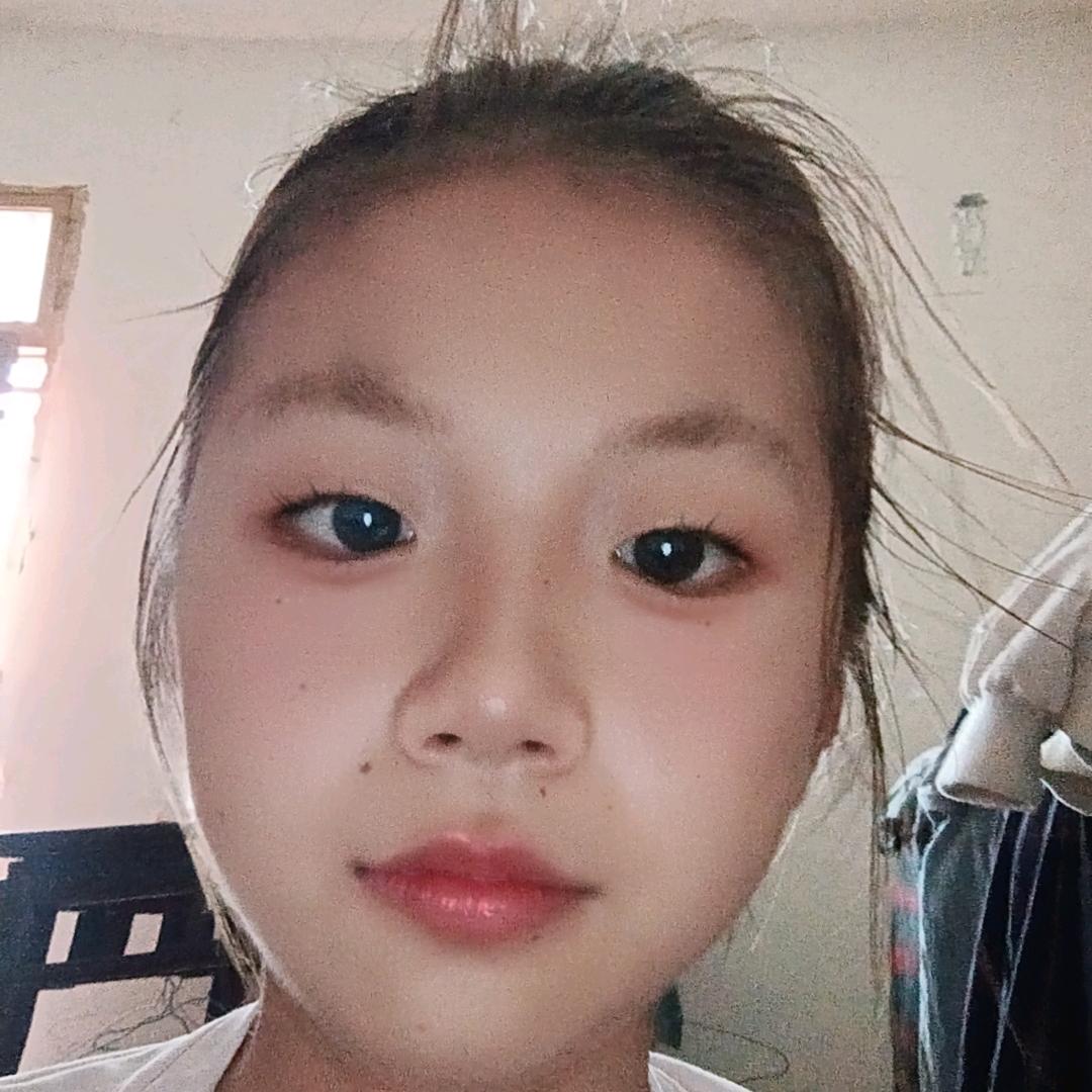 小姐姐好看你自己14岁，10月29日