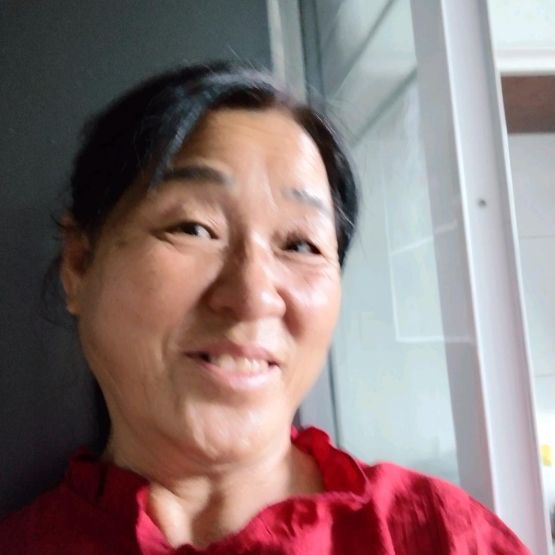 向桂珍(64年的龙丿