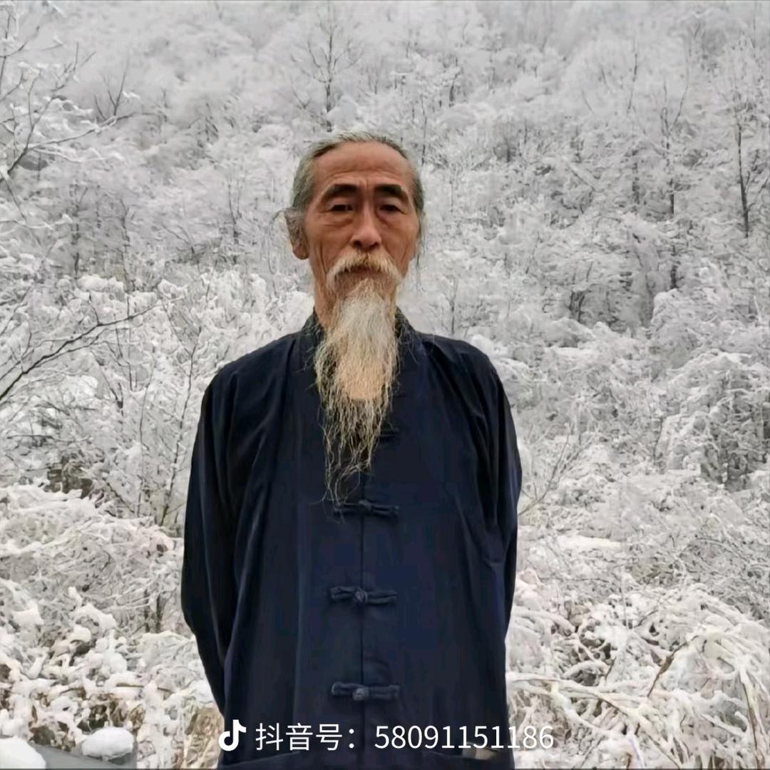 无聊。