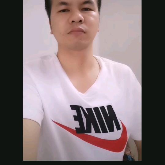快乐王子杨浩东