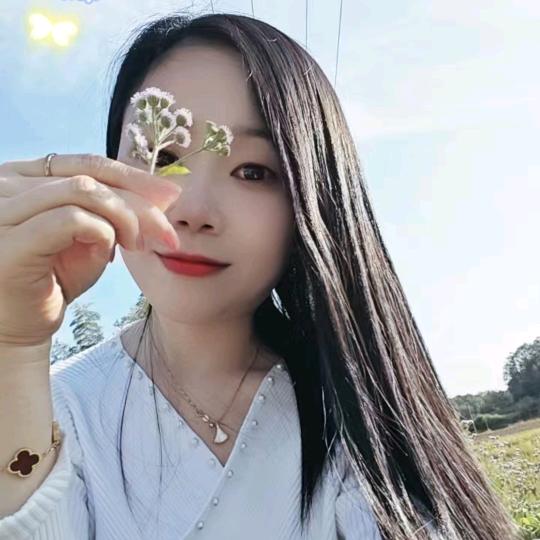 可儿失恋伤心中！