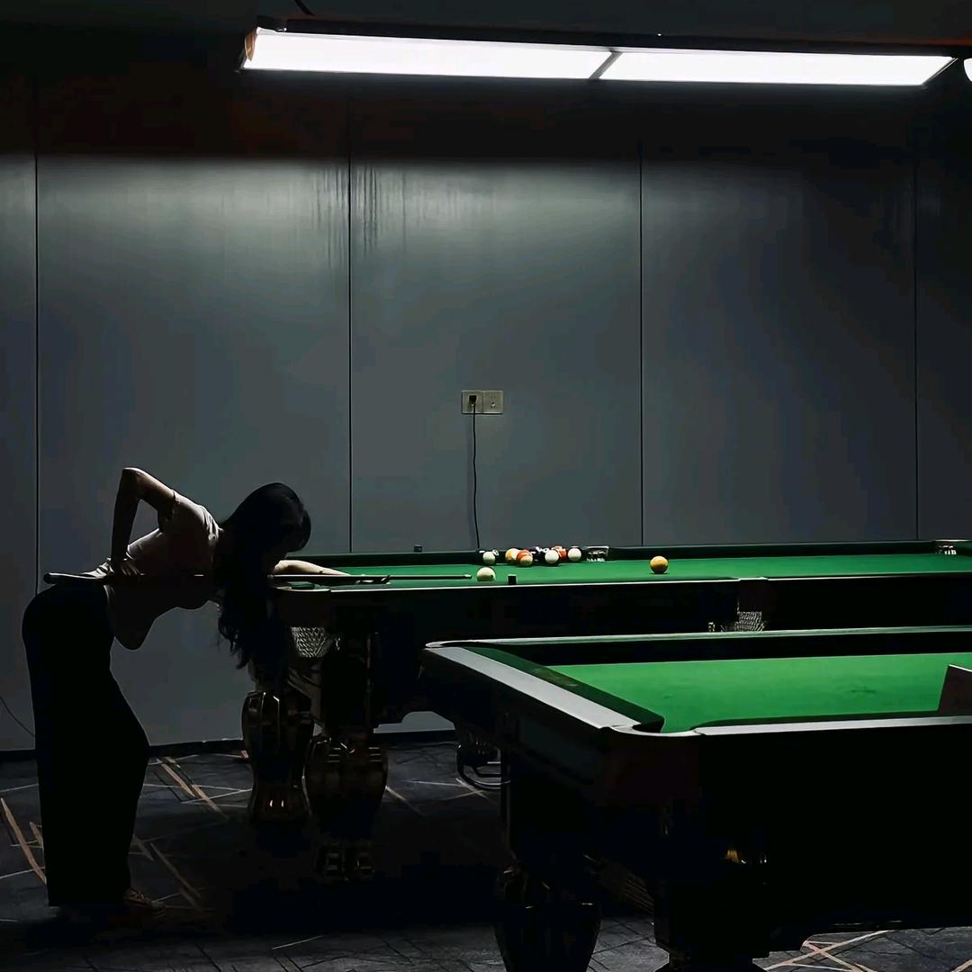 于都嗨捌台球俱乐部