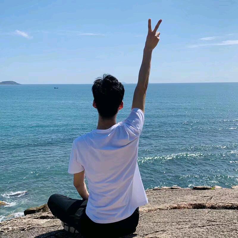 小伙伴爱吃鱼