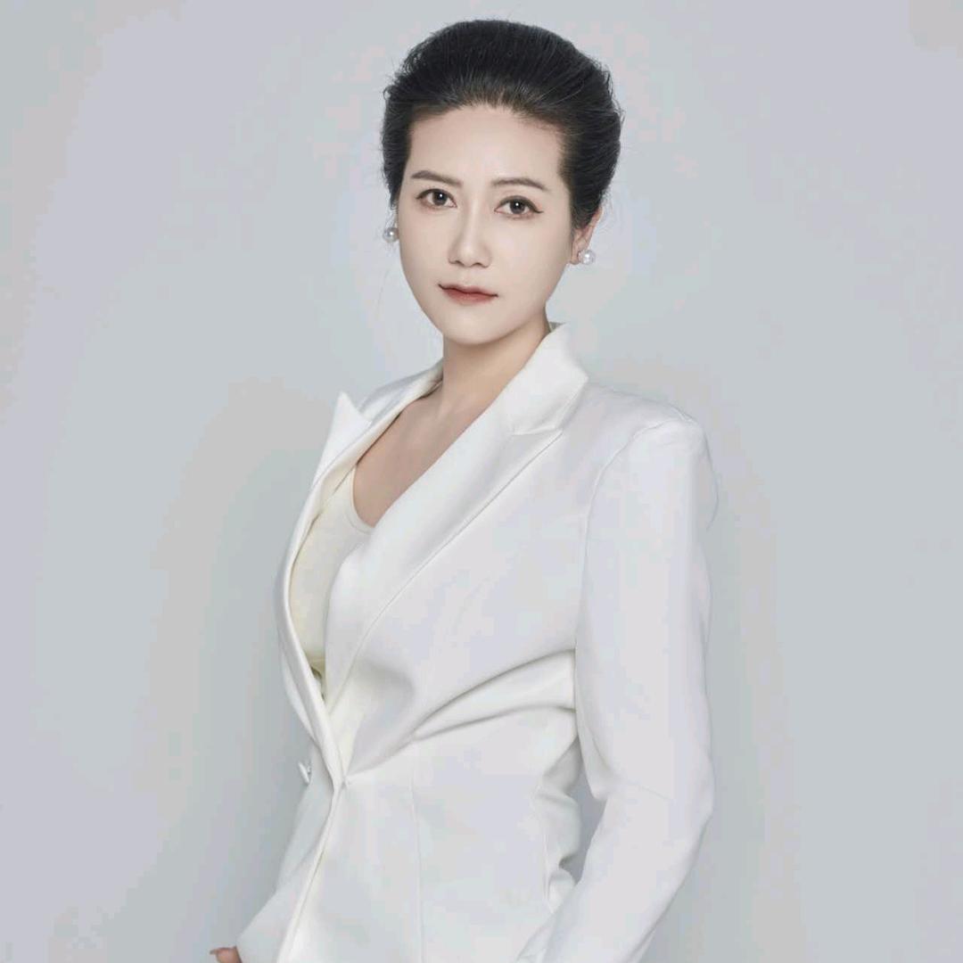丽姐教化妆